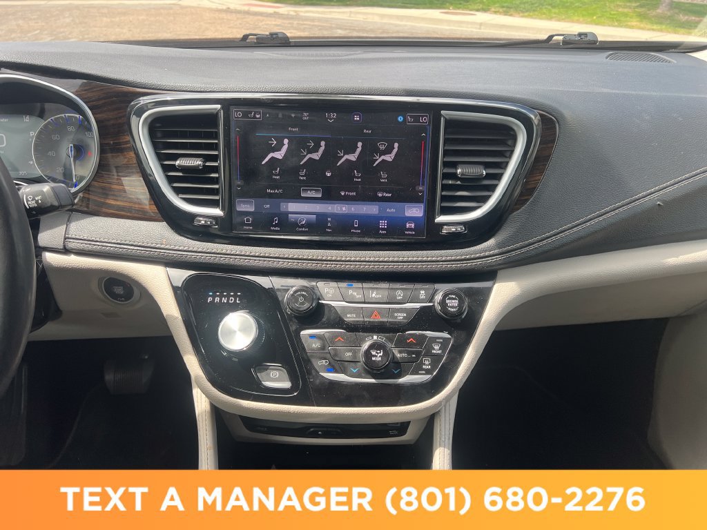 Used 2023 Chrysler Pacifica Limited w/ Uconnect Theater Family Group AWD/4WD image 20
