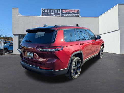 New 2025 Jeep Grand Cherokee L Altitude image 3