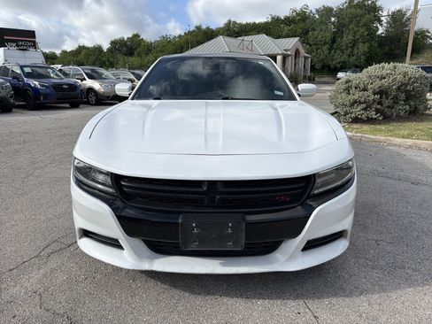 Used 2015 Dodge Charger R/T RWD image 8