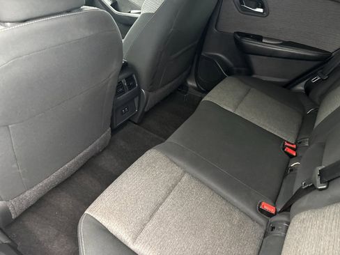 Used 2023 Nissan Rogue SV FWD image 11