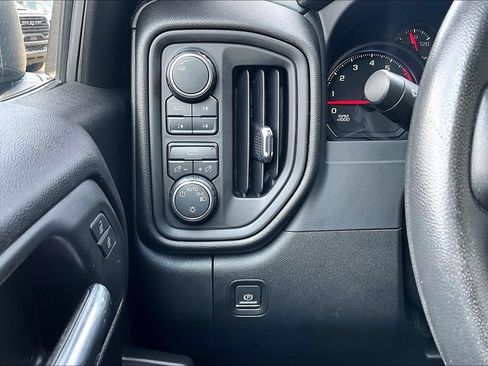 Used 2020 Chevrolet Silverado 1500 Custom Trail Boss w/ Custom Convenience Package AWD/4WD image 15