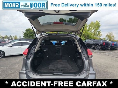 Used 2020 Nissan Rogue S w/ Special Edition Package image 34