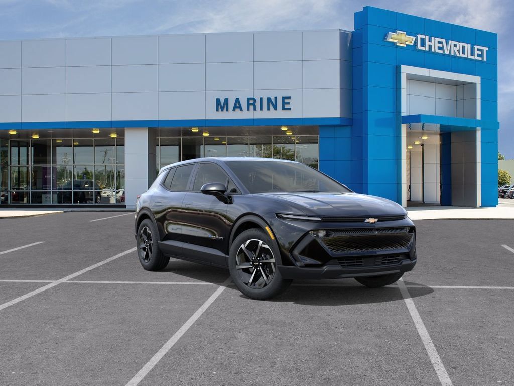 New 2026 Chevrolet Equinox EV LT w/ Comfort Package FWD image 1