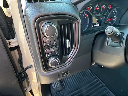 Used 2022 Chevrolet Silverado 1500 Custom Trail Boss image 23