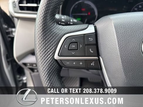 Used 2022 Toyota Sienna Limited AWD/4WD image 26