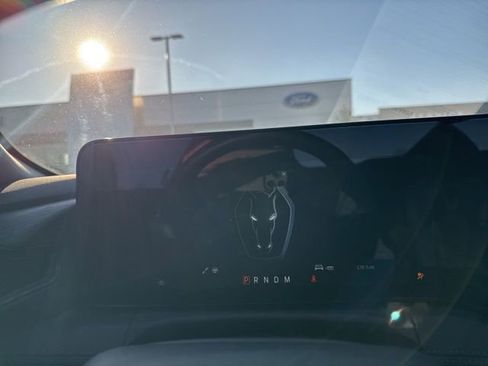 Used 2025 Ford Mustang Dark Horse image 12