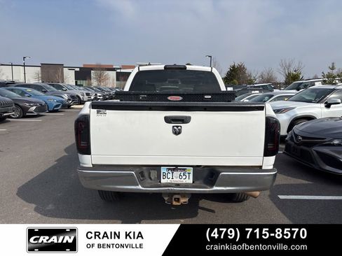 Used 2008 Dodge Ram 1500 Truck ST image 15