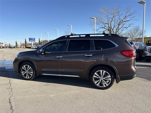 Used 2019 Subaru Ascent Touring image 7