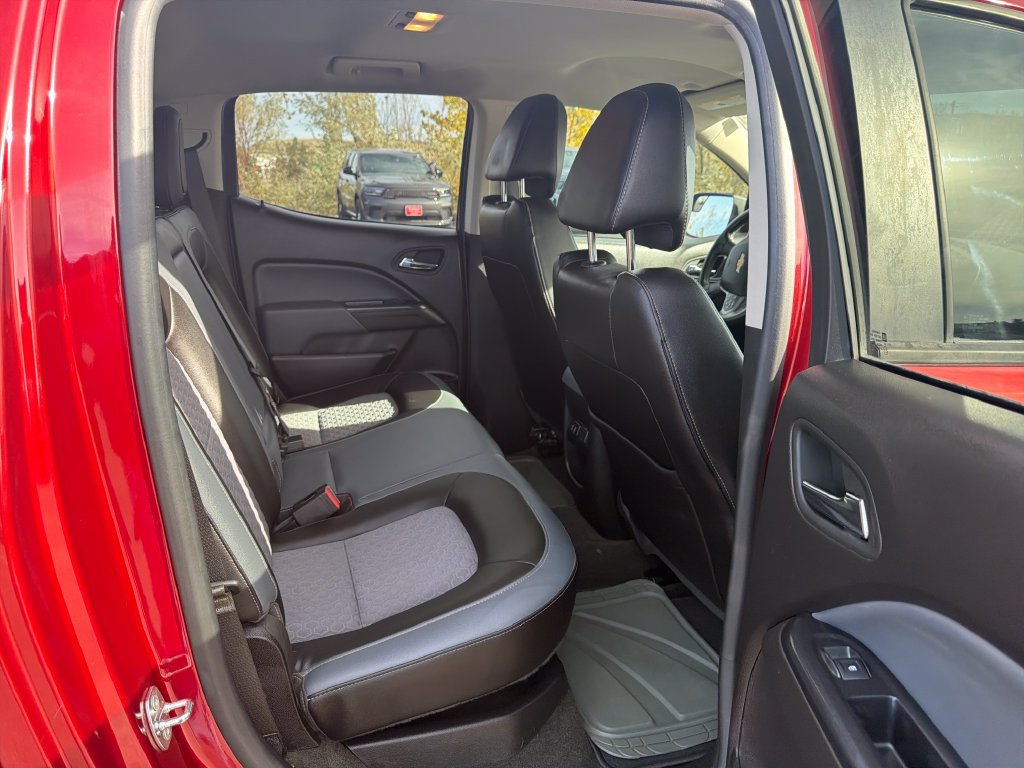 Used 2016 Chevrolet Colorado Z71 AWD/4WD image 21