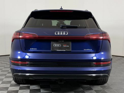 Used 2021 Audi e-tron Premium Plus w/ Premium Plus Package image 10