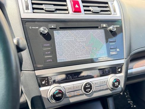 Used 2016 Subaru Legacy 2.5i Limited AWD/4WD image 13