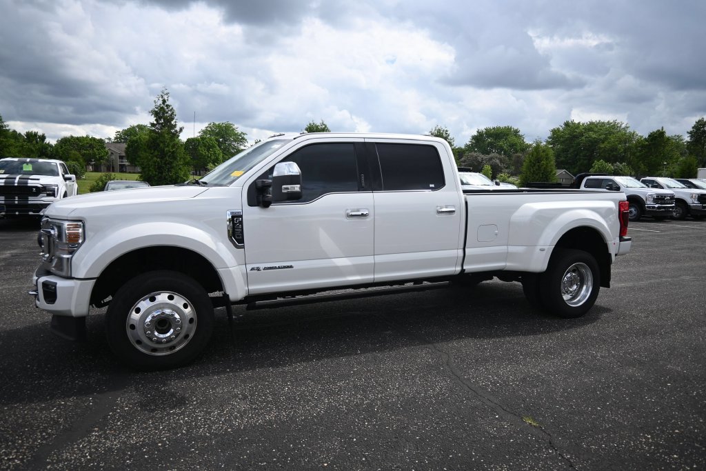Used 2020 Ford F450 Platinum w/ FX4 Off-Road Package AWD/4WD image 6