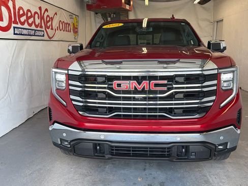 Used 2025 GMC Sierra 1500 SLT w/ SLT Premium Plus Package AWD/4WD image 2
