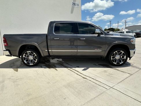 Used 2021 RAM 1500 Limited AWD/4WD image 6