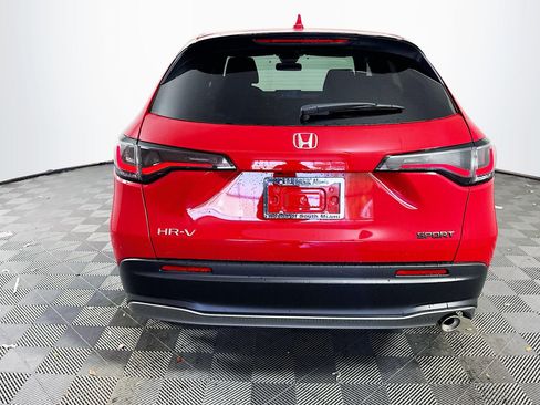 Certified 2025 Honda HR-V Sport image 5