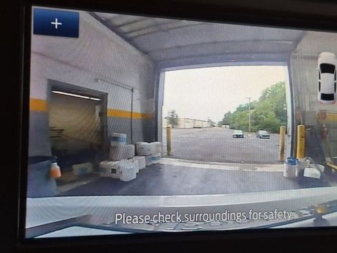 Used 2020 Ford Fusion SE FWD image 24