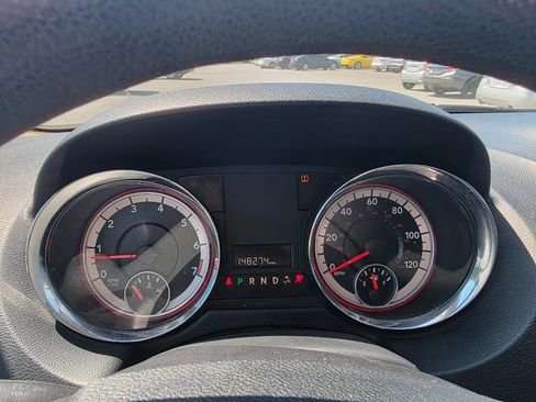 Used 2013 Dodge Grand Caravan SE image 13