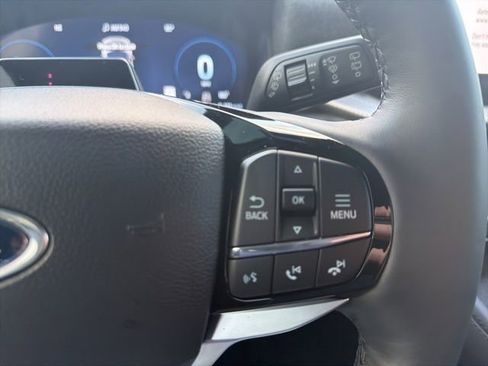 Used 2026 Ford Explorer Platinum RWD image 20