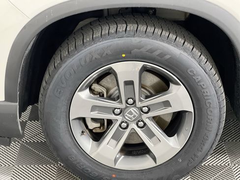 Used 2023 Honda Pilot EX-L image 6