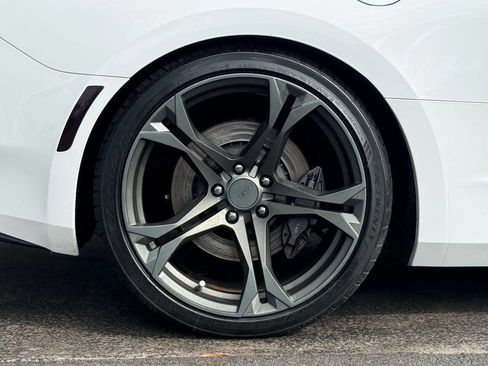 Used 2018 Chevrolet Camaro SS image 12