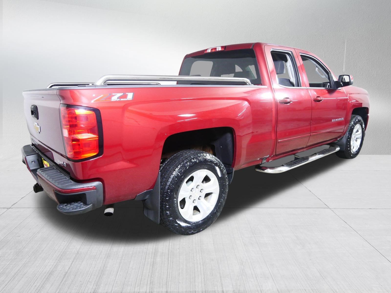 Used 2019 Chevrolet Silverado 1500 LT w/ All Star Edition AWD/4WD image 7