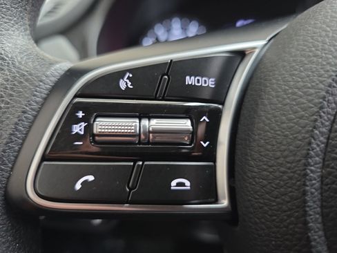 Certified 2023 Kia Seltos LX image 23