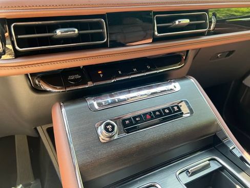 New 2026 Lincoln Aviator Reserve AWD/4WD image 29