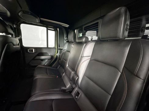 Used 2022 Jeep Gladiator Mojave w/ LED Lighting Group AWD/4WD image 29