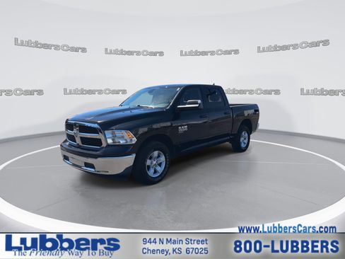 Used 2023 RAM 1500 Classic SLT w/ Trailer & Traction Group AWD/4WD image 4