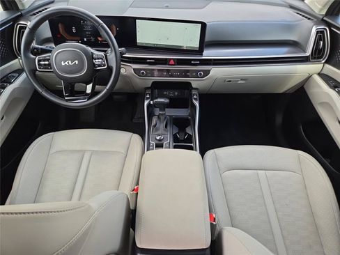 Used 2025 Kia Sorento S w/ Panoramic Sunroof Package FWD image 36