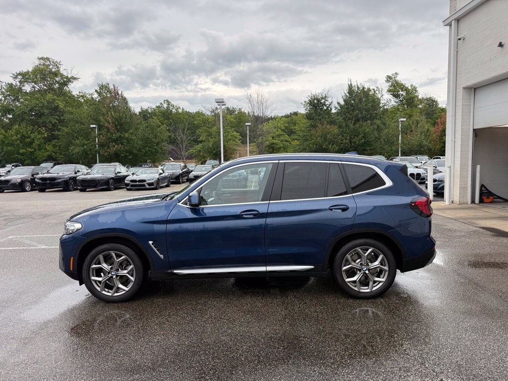Used 2023 BMW X3 xDrive30i w/ Convenience Package w/ZPA AWD/4WD image 2