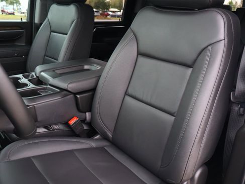 Used 2025 Chevrolet Silverado 2500 LT w/ Trail Boss Package image 14