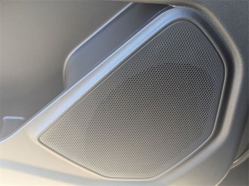 Used 2025 Ford Explorer ST-Line image 29