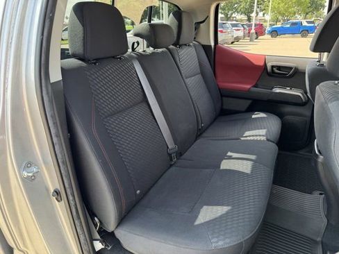 Used 2023 Toyota Tacoma SR5 AWD/4WD image 31