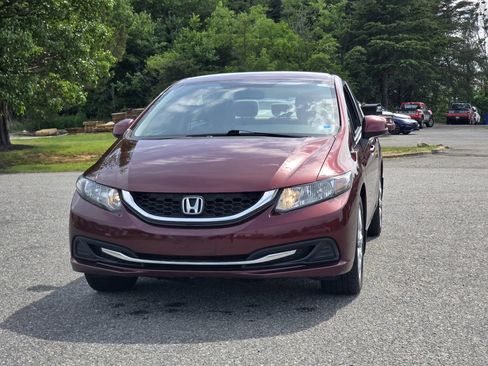 Used 2013 Honda Civic LX image 3
