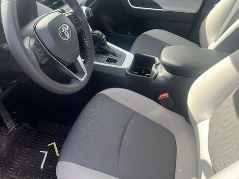 Used 2023 Toyota RAV4 XLE w/ Convenience Package image 19