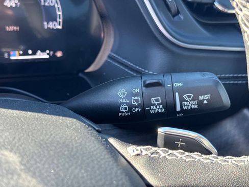 New 2025 Jeep Grand Cherokee Limited w/ Trailer Tow Package image 19