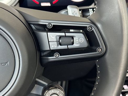 Used 2025 Porsche 911 Turbo image 30