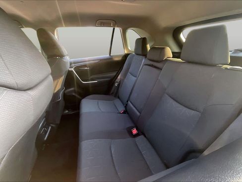 Used 2024 Toyota RAV4 XLE AWD/4WD image 20
