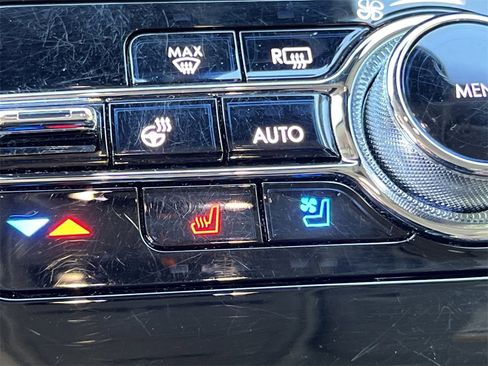 Used 2021 Lincoln Corsair Reserve w/ Equipment Group 201A image 28