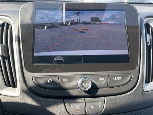 Used 2023 Chevrolet Malibu LS image 21