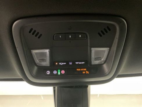 Certified 2023 Chevrolet Traverse LT AWD/4WD image 20