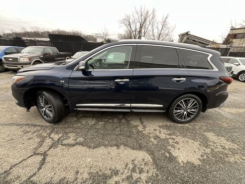 Used 2018 INFINITI QX60 Luxe w/ Deluxe Technology Package image 3