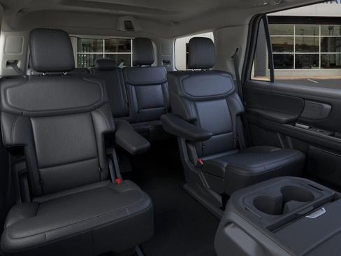 New 2026 Ford Expedition Platinum w/ Driver's Package image 15