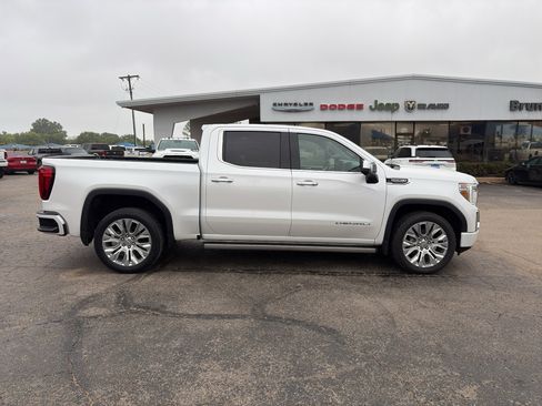 Used 2022 GMC Sierra 1500 Denali w/ Denali Premium Package AWD/4WD image 4