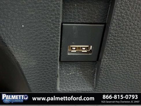 Used 2022 Toyota Corolla LE FWD image 19