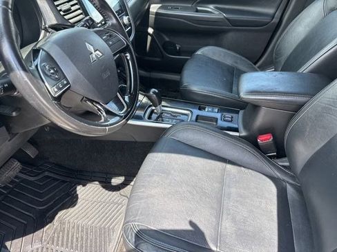 Used 2020 Mitsubishi Outlander SEL FWD image 11
