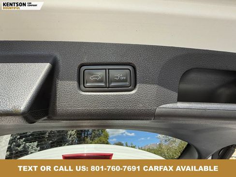 Used 2025 Kia Telluride S AWD/4WD image 38