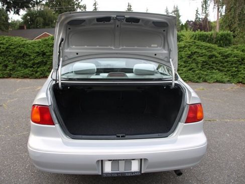 Used 1999 Toyota Corolla CE FWD image 16