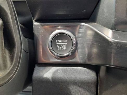Used 2026 Ford F250 Lariat AWD/4WD image 19